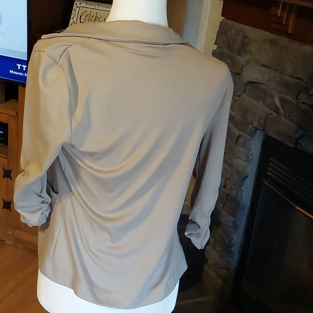 Jacket - Picture 4 of 5